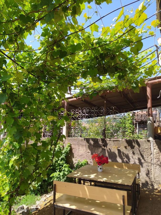 Gevorgyans Bed & Breakfast Tat'ev Luaran gambar
